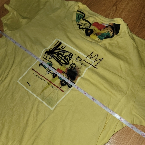 Uniqlo Jean-Michel Basquiat art shirt - Picture 10 of 11